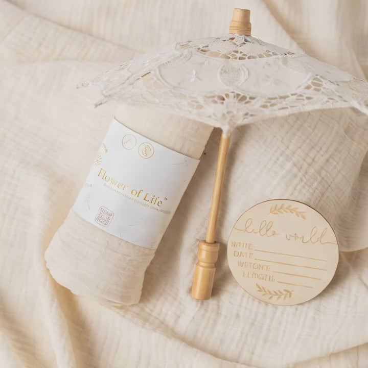 Organic unbleached muslin baby swaddle – 80x80 cm breathable crinkled fabric for newborn to 1 year, Flower of Life collection