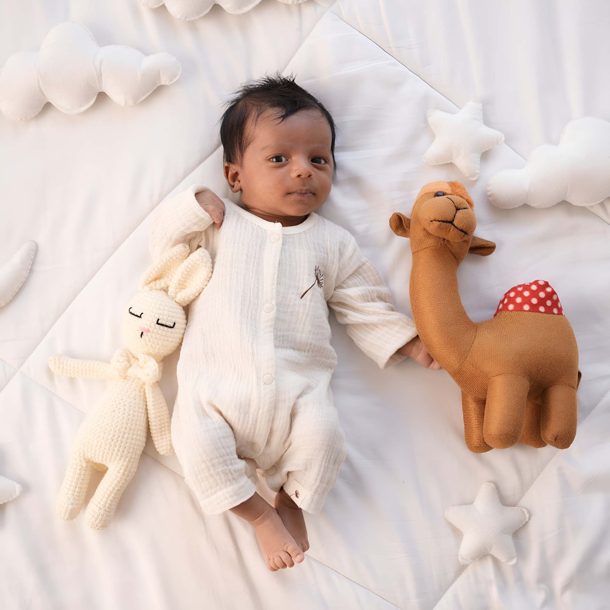 Complete muslin romper and jumpsuit set for newborns — baby dress perfect for comfort and style